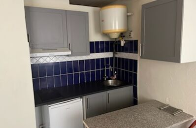 location appartement 450 € CC /mois à proximité de Toulon (83200)