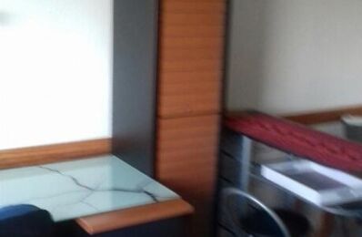 location appartement 660 € CC /mois à proximité de Camblanes-Et-Meynac (33360)
