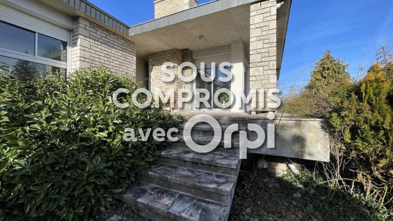 maison 7 pièces 250 m2 à vendre à Monts-de-Randon (48700)