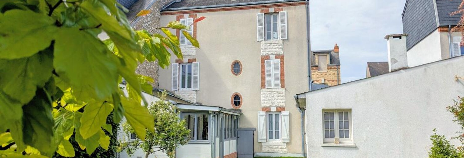 Maison 8 Pièces 162 m² à vendre à Orléans (45000)