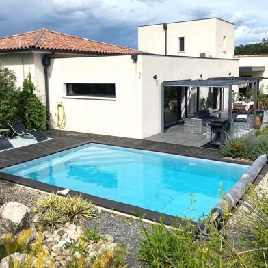 Maison 7 pièces 180 m²