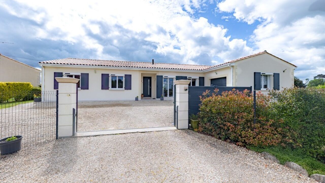 maison 6 pièces 128 m2 à vendre à Barbezieux-Saint-Hilaire (16300)