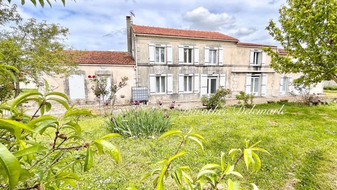 maison 6 pièces 173 m2 à vendre à Saint-Jean-d'Angély (17400)