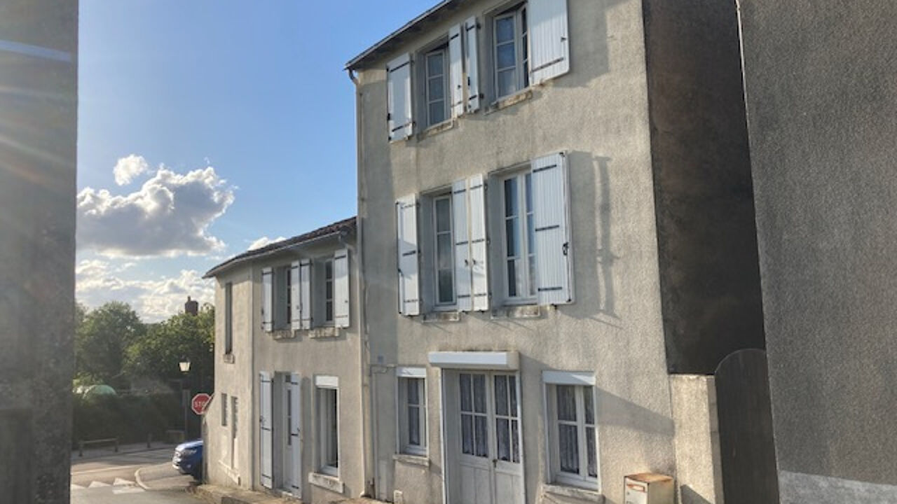 maison 8 pièces 160 m2 à vendre à Cheffois (85390)