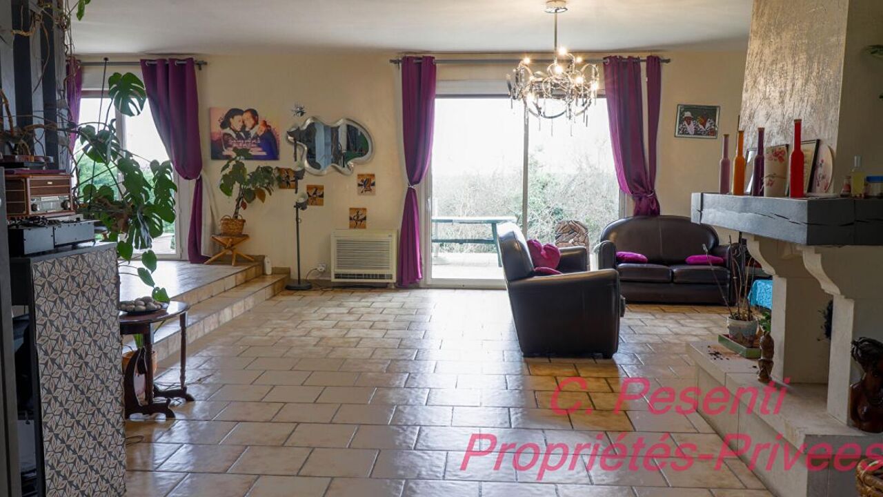 maison 8 pièces 191 m2 à vendre à Saint-Thibault-des-Vignes (77400)