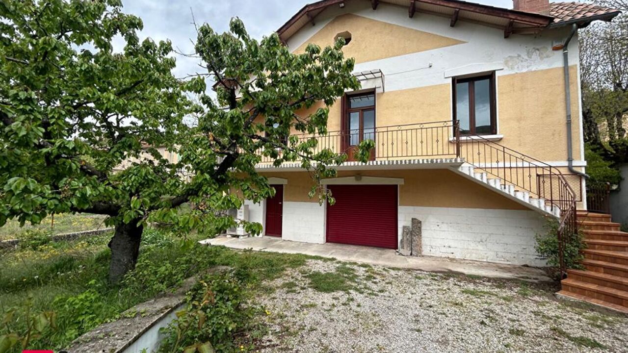 maison 6 pièces 138 m2 à vendre à Montbrun-les-Bains (26570)