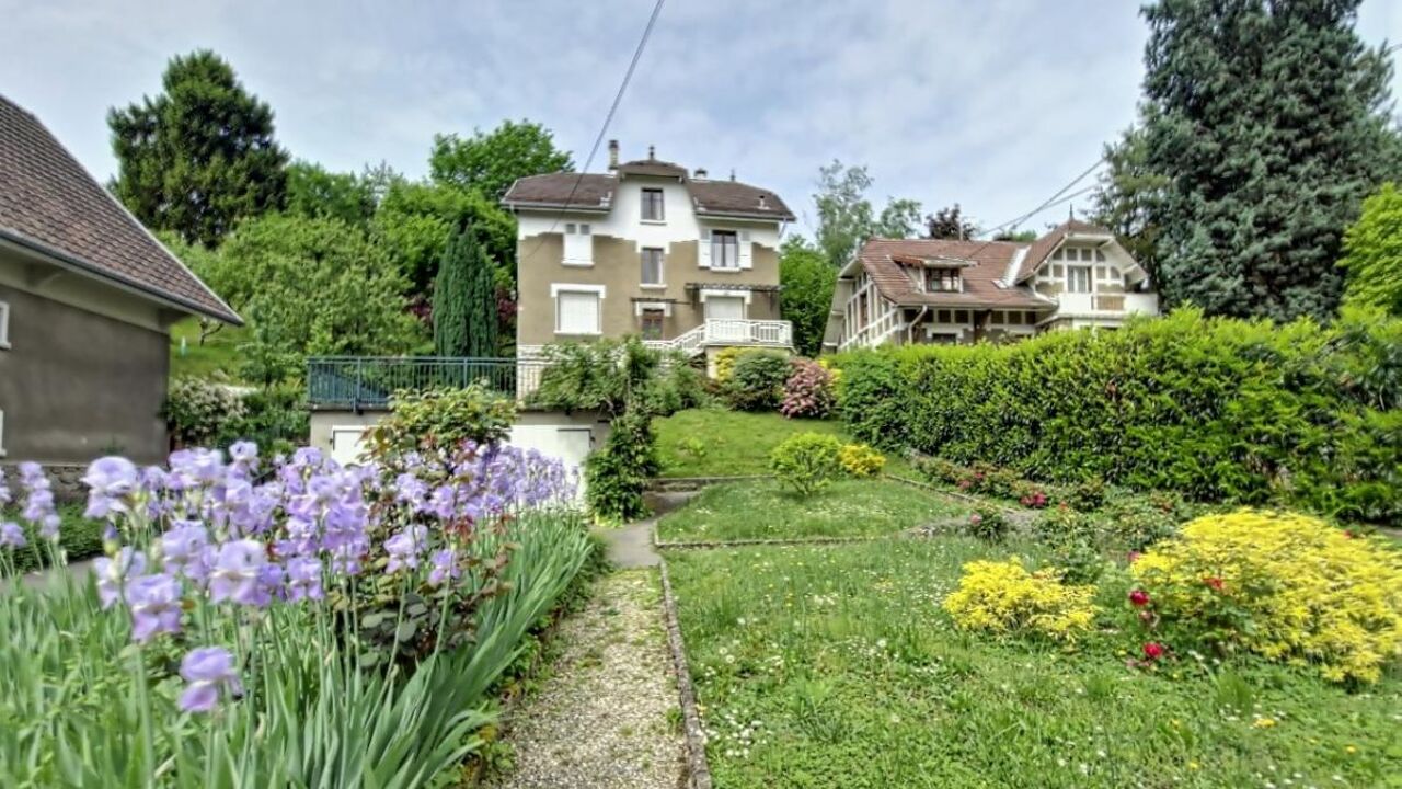 maison 16 pièces 290 m2 à vendre à Chambéry (73000)