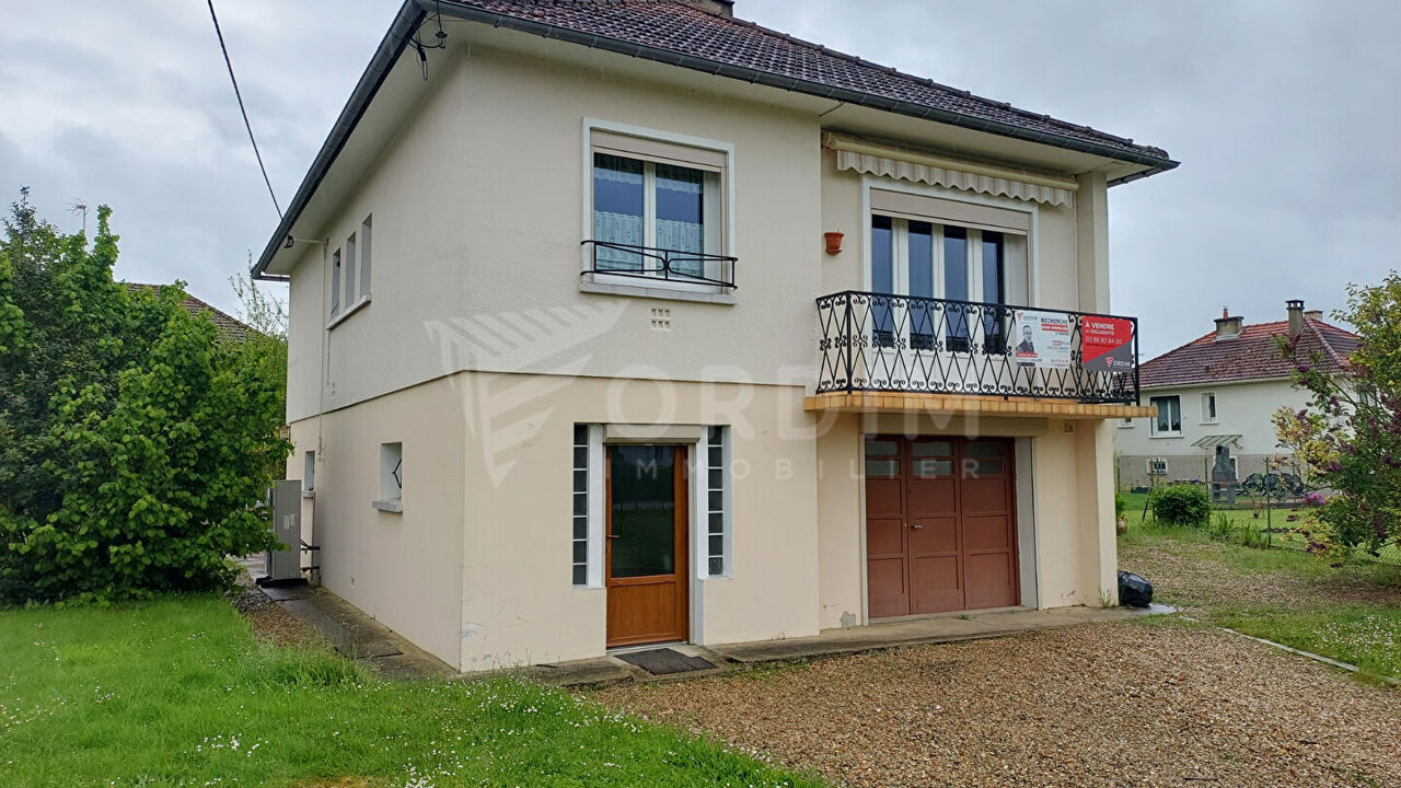maison 4 pièces 78 m2 à vendre à Villeneuve-sur-Yonne (89500)