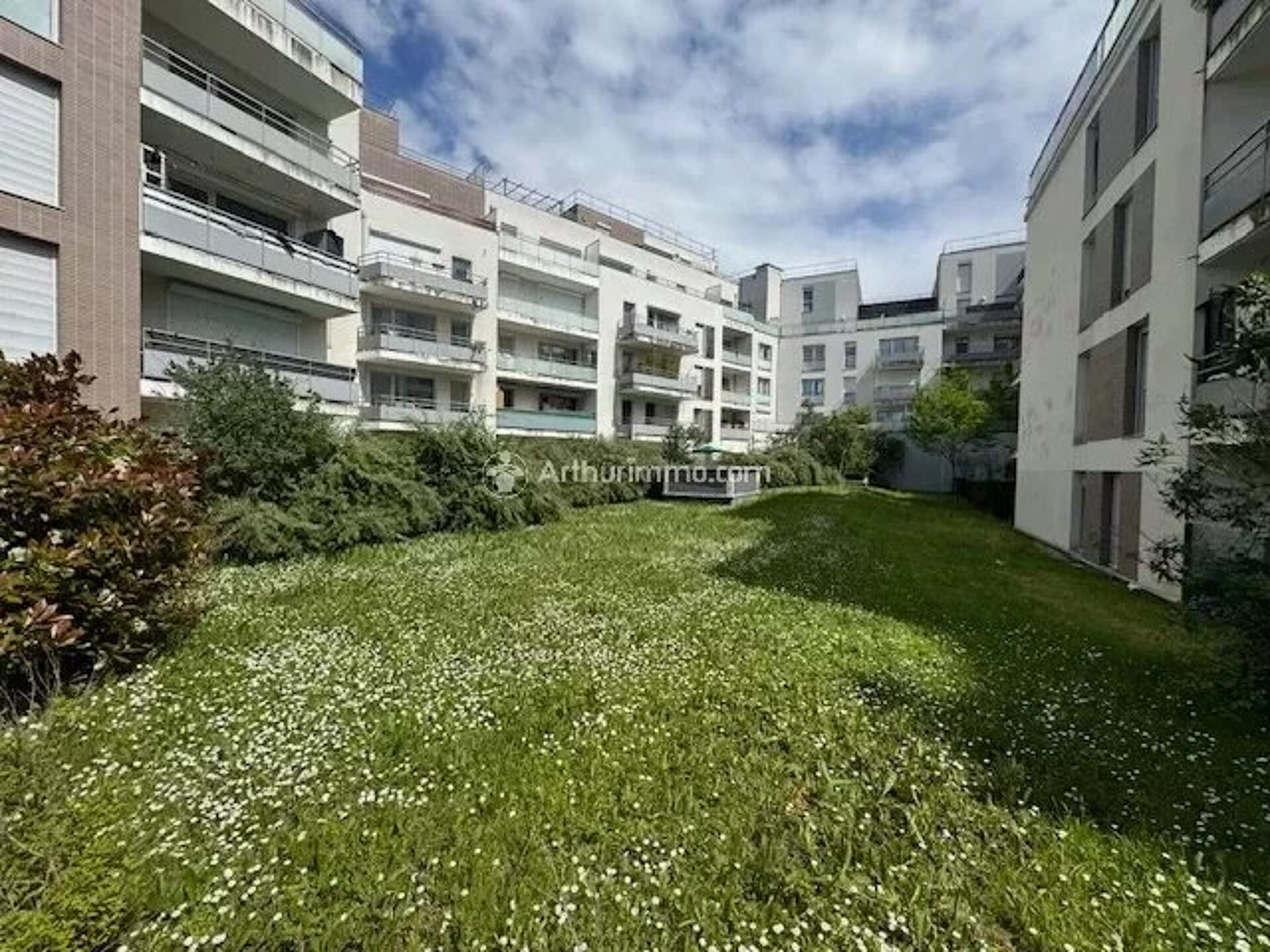 Vente Appartement 59m² 3 Pièces à Villiers-le-Bel (95400) - Arthurimmo