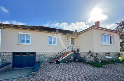 vente maison 249 000 € à proximité de Saussay-la-Campagne (27150)