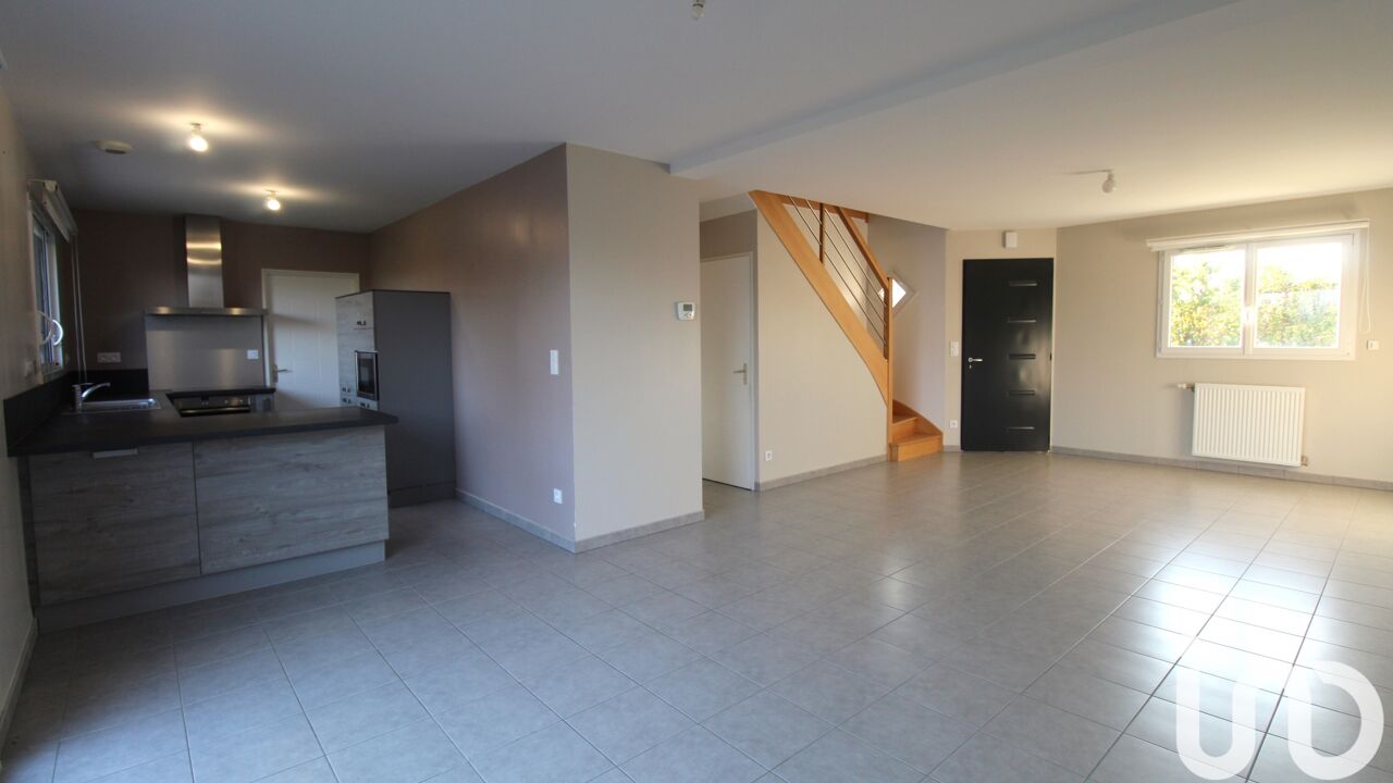 maison 6 pièces 140 m2 à vendre à La Milesse (72650)