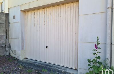 location garage 240 € CC /mois à proximité de Batz-sur-Mer (44740)