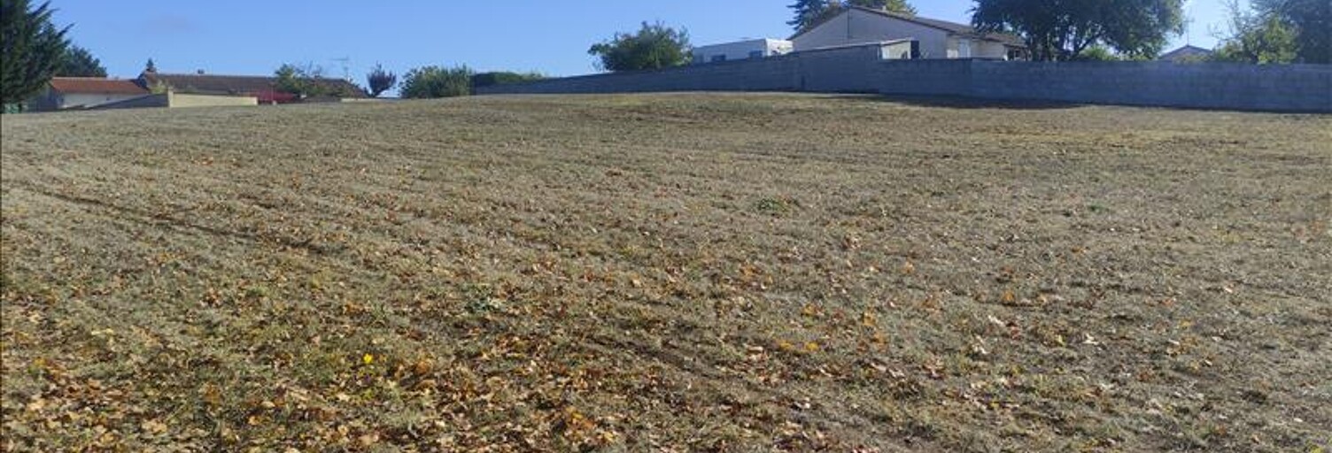 Terrain  800 m² à vendre à Châteauneuf-sur-Charente (16120)