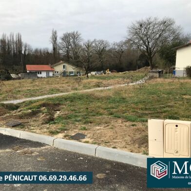 Terrain 595 m²