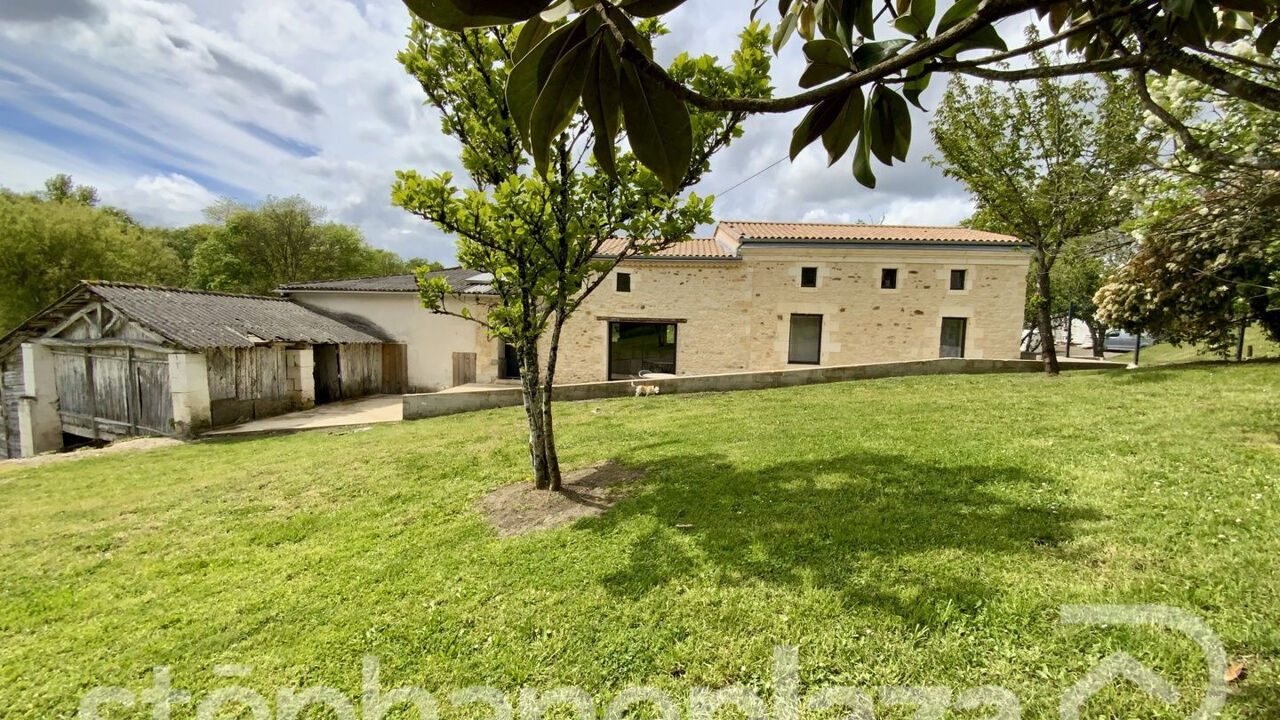 maison 7 pièces 250 m2 à vendre à Corignac (17130)