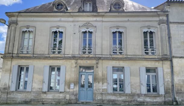 Villa / Maison 10 pièces  à vendre Corme-Royal 17600