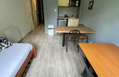location appartement 500 € CC /mois à proximité de Corenc (38700)