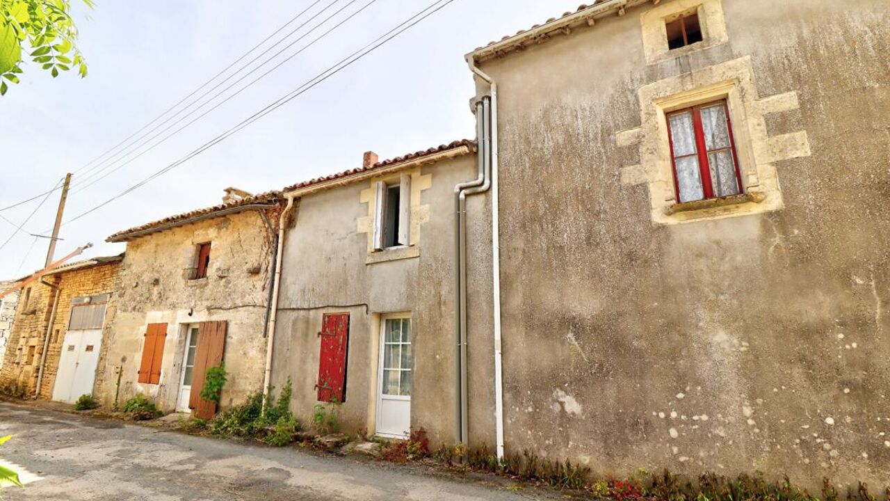 maison 5 pièces 129 m2 à vendre à Sainte-Ouenne (79220)