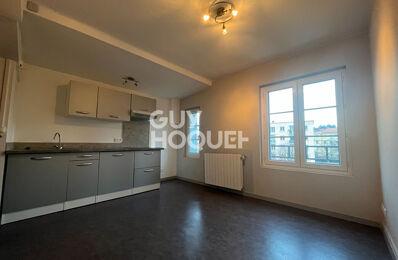 location appartement 570 € CC /mois à proximité de Montéléger (26760)