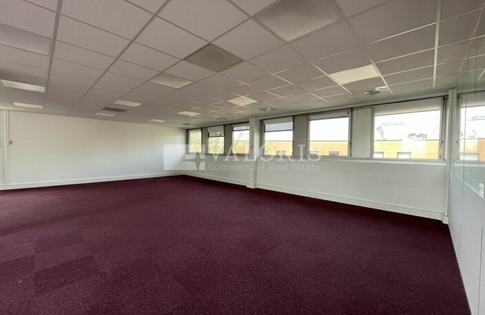BUREAUX à LOUER — photo 4
