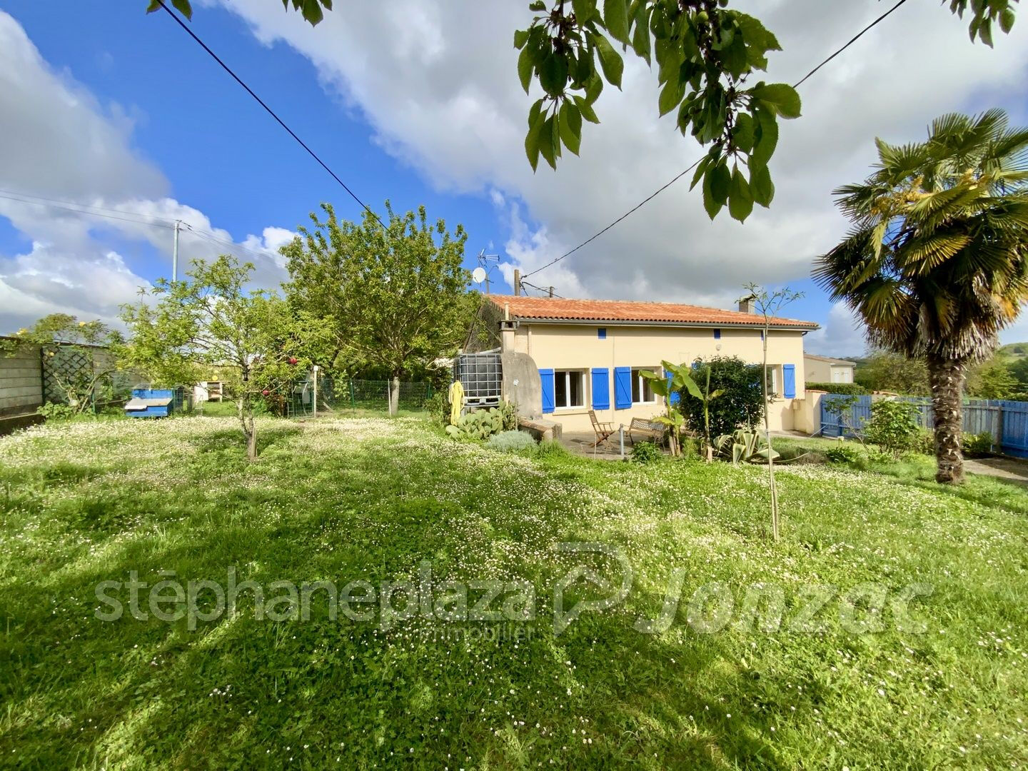 Villa / Maison 4 pièces  à vendre Jonzac 17500