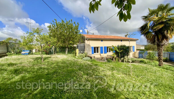 Villa / Maison 4 pièces  à vendre Jonzac 17500