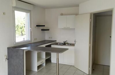 location appartement 520 € CC /mois à proximité de Pernes-les-Fontaines (84210)