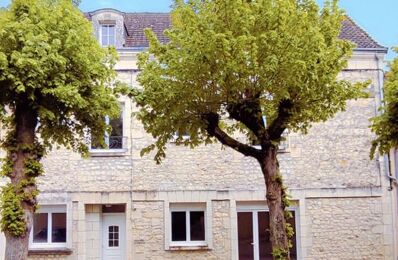 vente maison 136 600 € à proximité de Coussay-les-Bois (86270)