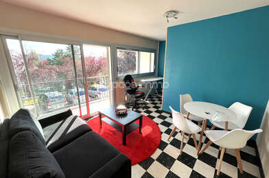 Appartement 5 pièces 348 €