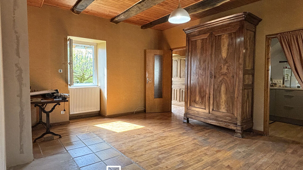 maison 5 pièces 91 m2 à vendre à Flavin (12450)