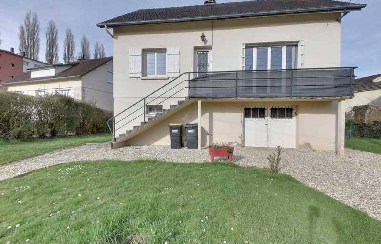 maison 6 pièces 97 m2 à vendre à Gisors (27140)