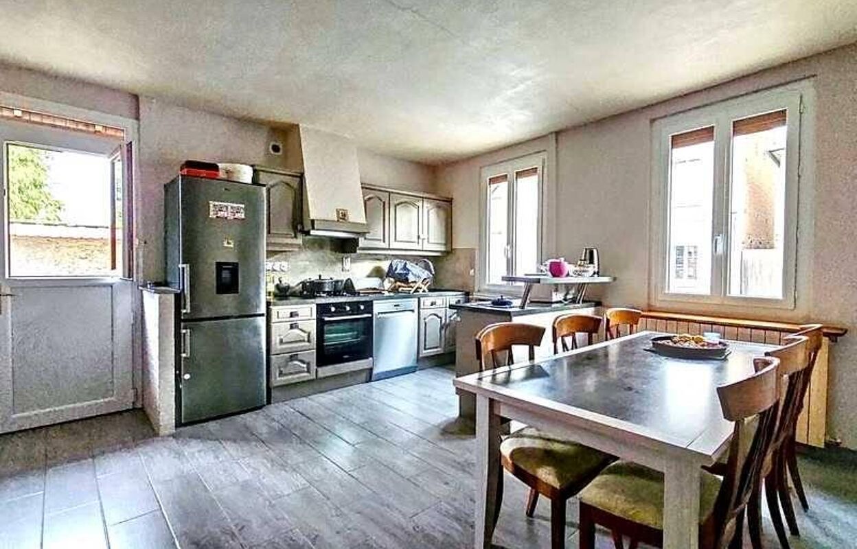 maison 7 pièces 115 m2 à vendre à Gisors (27140)