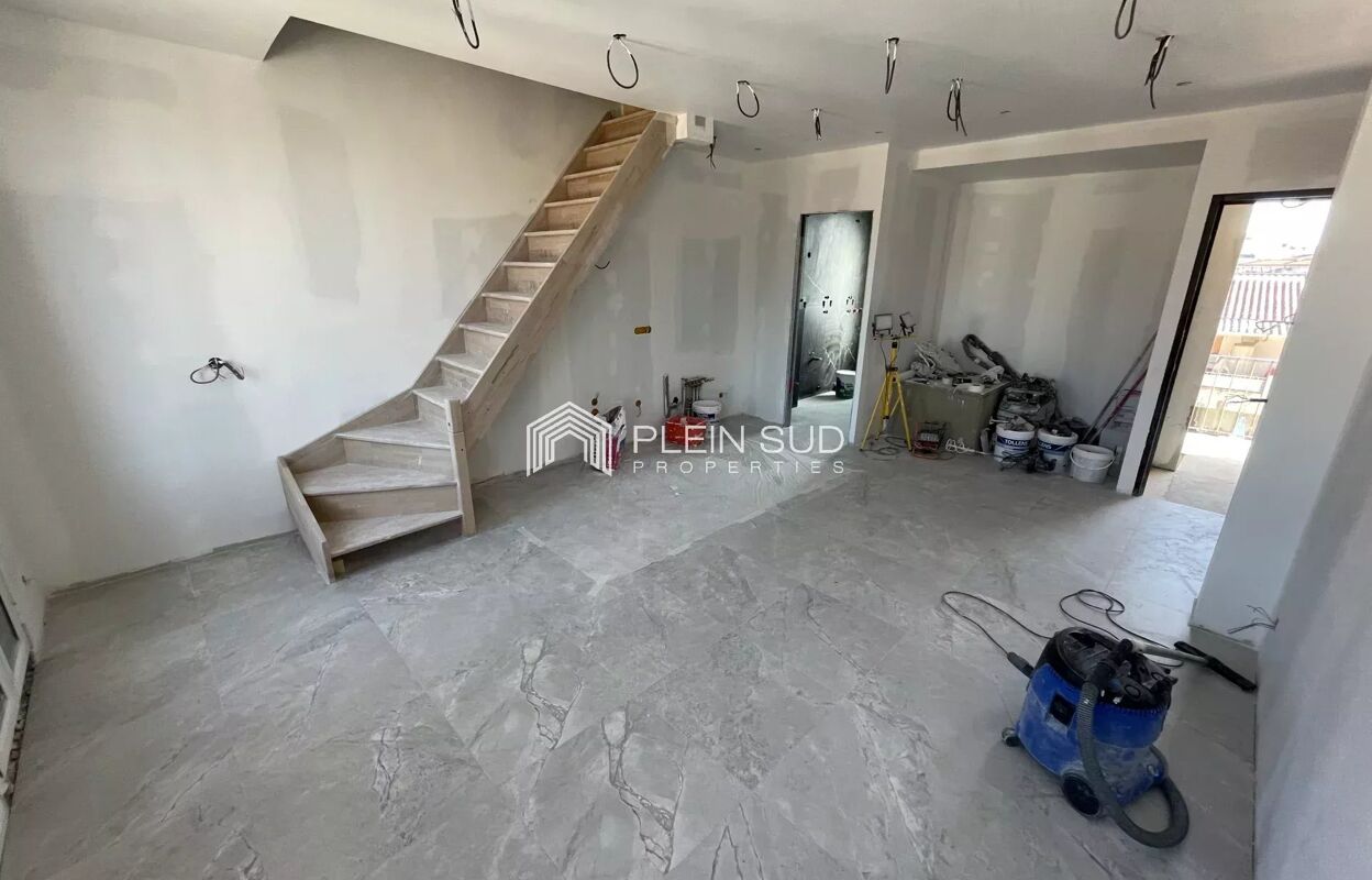 immeuble  pièces 240 m2 à vendre à Vallauris (06220)