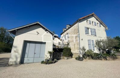 vente immeuble 395 000 € à proximité de Vaux-Rouillac (16170)