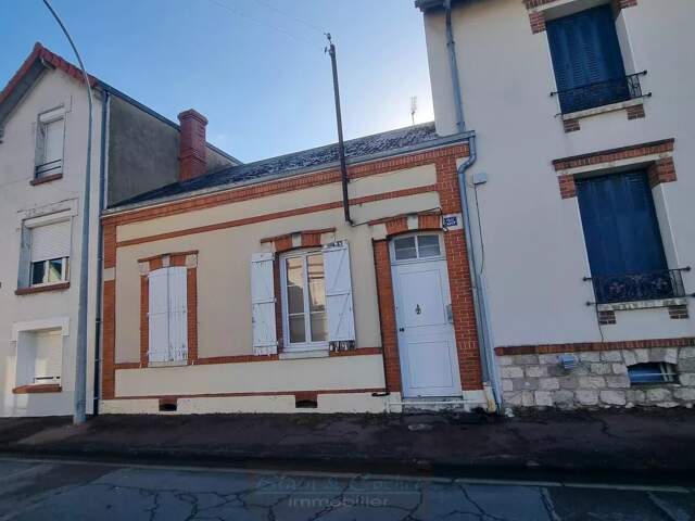 Charmante Maison de Ville à 400 mètres du Port de Plaisance de Montargis — photo du bien