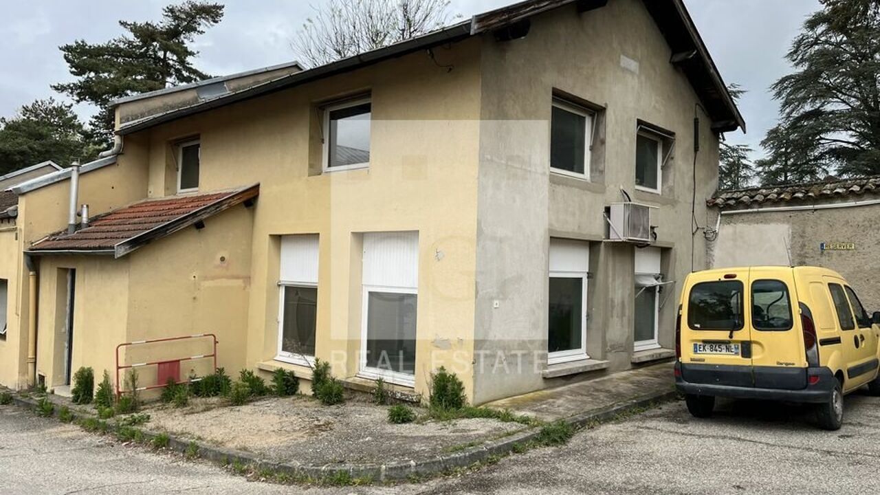 bureau  pièces 281 m2 à louer à Neuville-sur-Saône (69250)