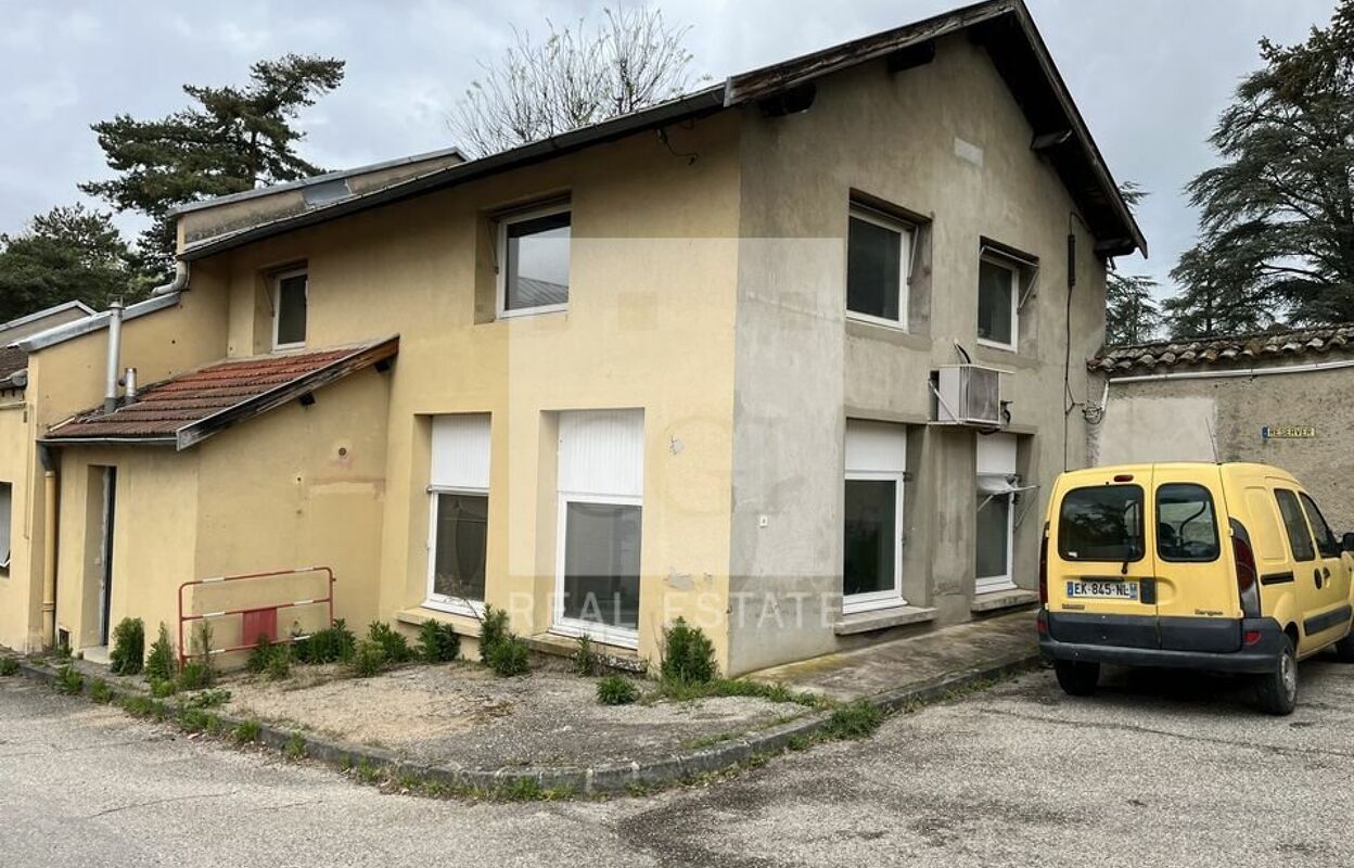 bureau  pièces 281 m2 à louer à Neuville-sur-Saône (69250)