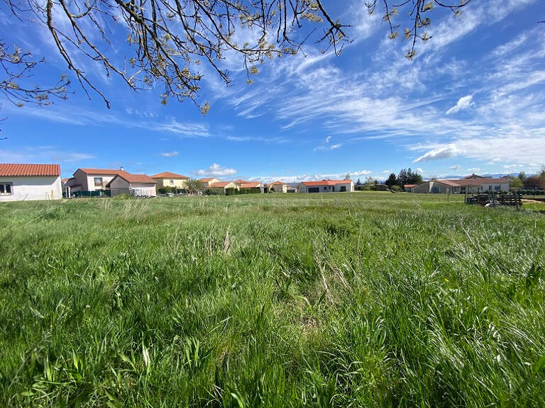 Terrain constructible Bains 1215 m2 — photo 1