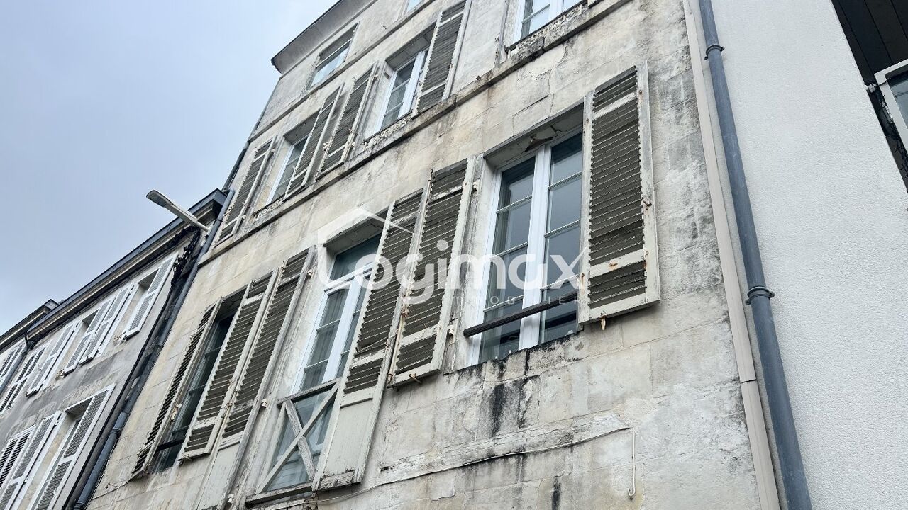 immeuble  pièces 184 m2 à vendre à La Rochelle (17000)