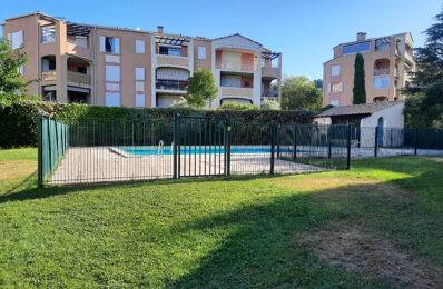 location appartement 1 127 € CC /mois à proximité de Peyrolles-en-Provence (13860)