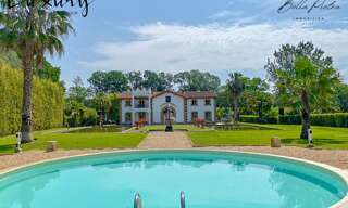 Maison 15 Pièces 499 m² à vendre à Saint-Gilles (30800)