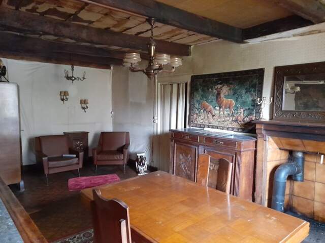 Maison en pierre de 3 pièces principales — photo du bien
