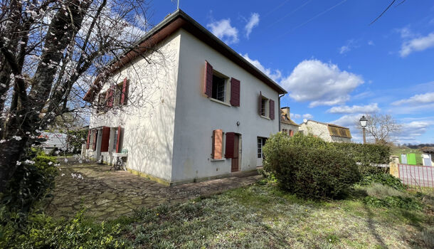 Villa / Maison 9 pièces  à vendre Sauveterre-de-Béarn 64390