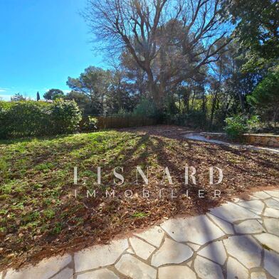 Maison 4 pièces 599000 €