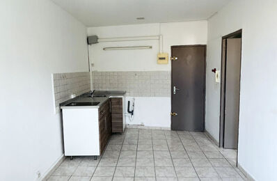 location appartement 490 € CC /mois à proximité de Peyrolles-en-Provence (13860)