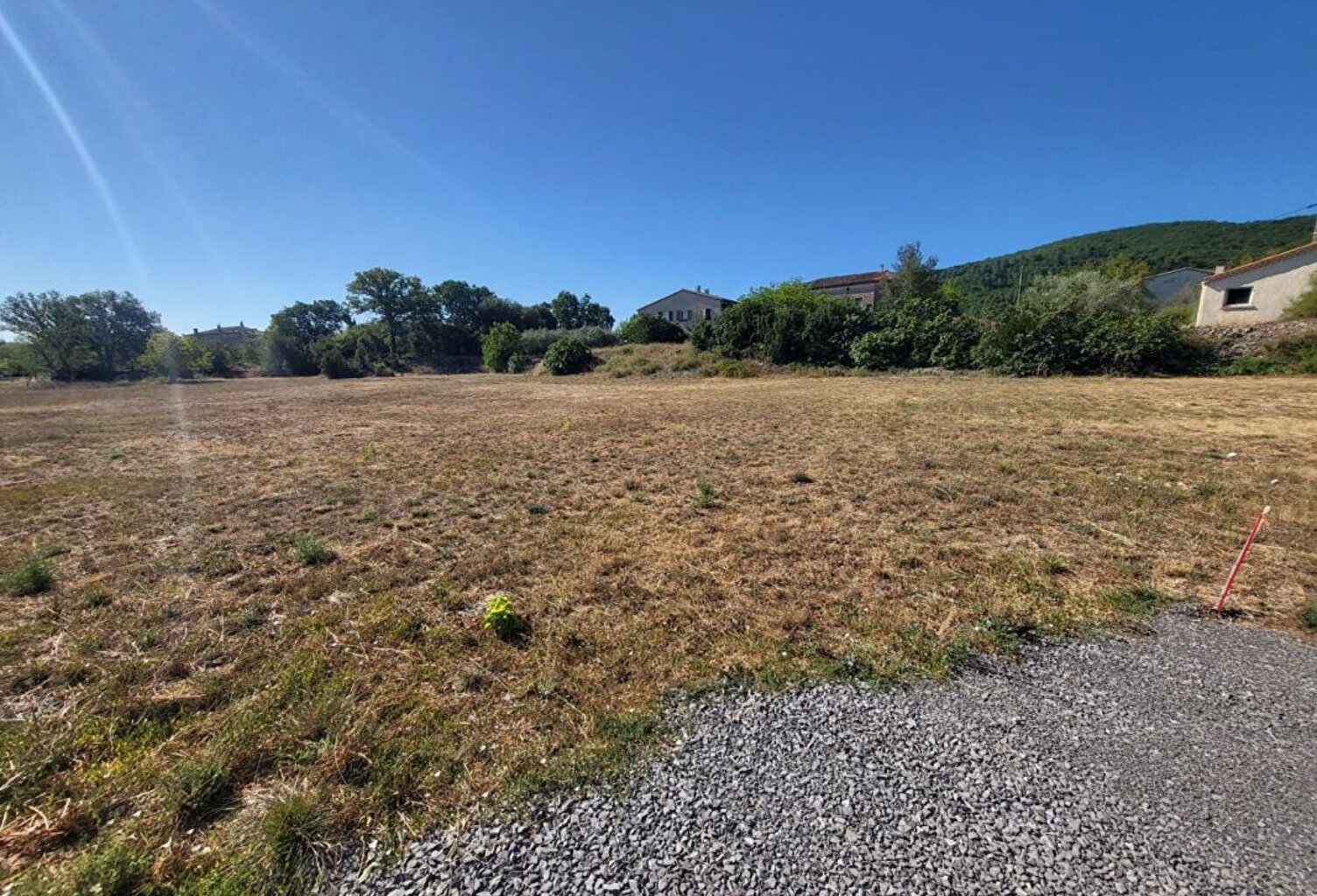 Terrain Courry 1116 m2 — photo 1