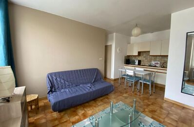 location appartement 490 € CC /mois à proximité de Saint-Sulpice-de-Royan (17200)