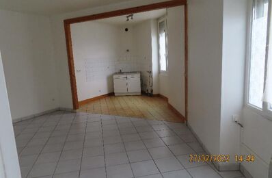 location maison 600 € CC /mois à proximité de Saint-Yzan-de-Soudiac (33920)
