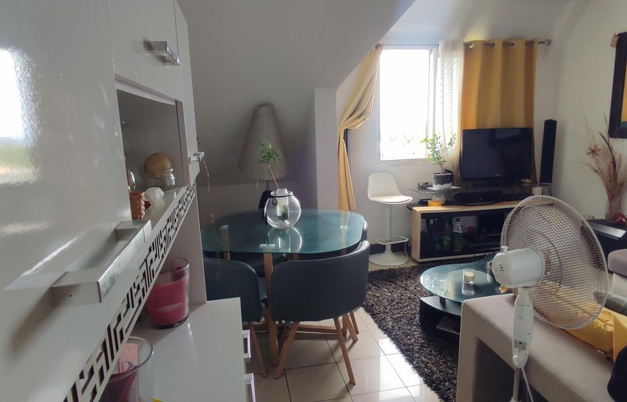 appartement 2 pièces 36 m2 à vendre à Saint-Pierre (97410)