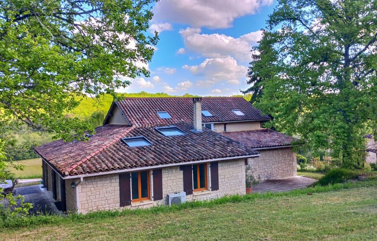 maison 6 pièces 157 m2 à vendre à Lalinde (24150)